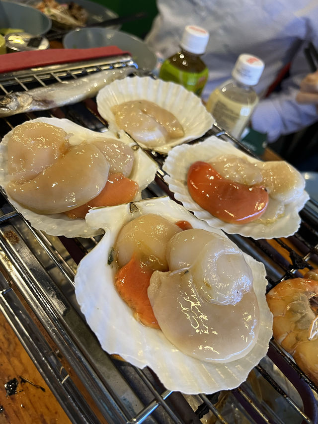 嚟呢度可以盡情食海鮮燒烤😍