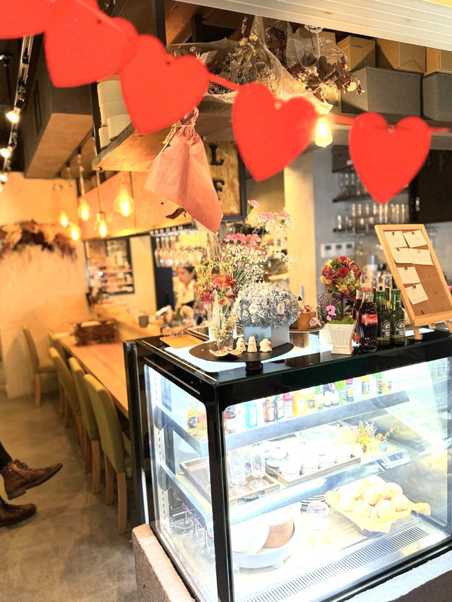【福岡カフェ】イタリアで修行したパティシエールの手作りスイーツが食べられるお店✨