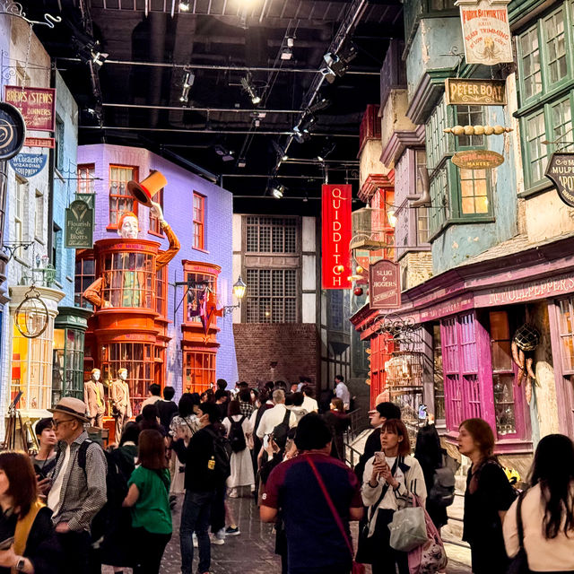 Warner Brother Tokyo Studio  Tour Japan