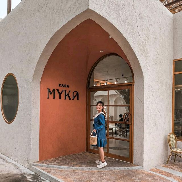 คาเฟ่เปิดใหม่ Casa Myka หาดดงตาล