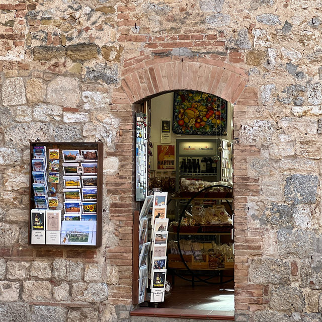 เดินเล่นเมืองเก่า San Gimignano อิตาลี