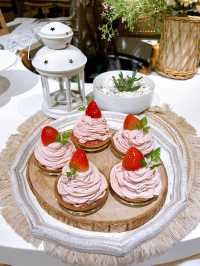 Strawberry Mont Blanc ABC Cooking Studio HK