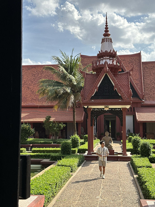 NATIONAL MUSEUM OF CAMBODIA - Phnom Penh 