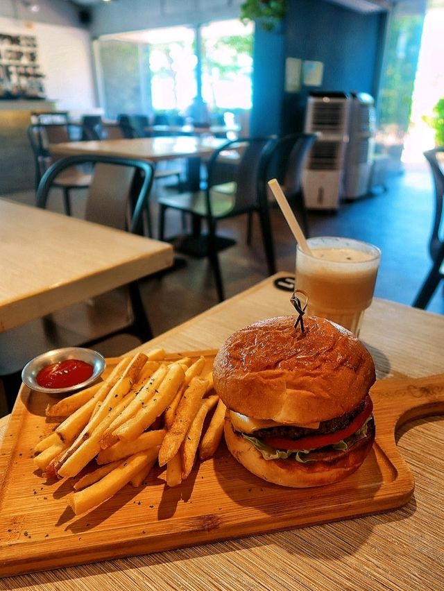 馬鞍山海傍長廊的悠閑Cafe