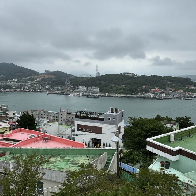 알록달록 벽화 가득한 고소동벽화마을 