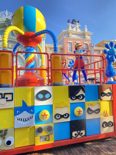 香港ディズニーランド】ピクサーの仲間と水パレ | Trip.com 香港