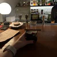 ไปนั่งจิบ Cocktails ที่ Nonsense Cafe & Bar - Wuch