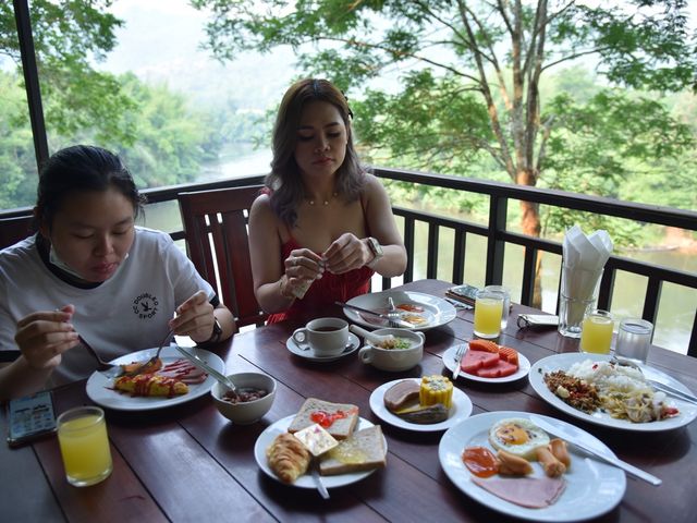 แช่น้ําร้อน นอนชมวิว @โฮมพุเตย