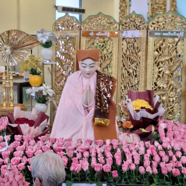 เทพทันใจ เทพกระซิบ เจดีย์โบตะทาวน์