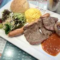 Hong Cha Bing Sutt: Retro Charm Meets Hong Kong Flavors