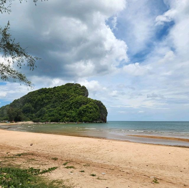 หาดบางเบิด ชุมพร