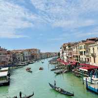 Venice: A Dreamy City of Canals and Gondolas 