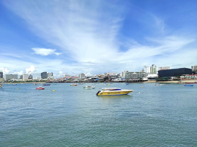 “ท่าเรือแหลมบาลีฮาย” ที่ขึ้นเรือไปเกาะล้านพัทยา