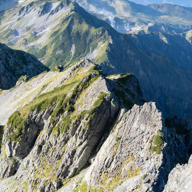 綠岳：秋色登山的夢幻🍂🏔️