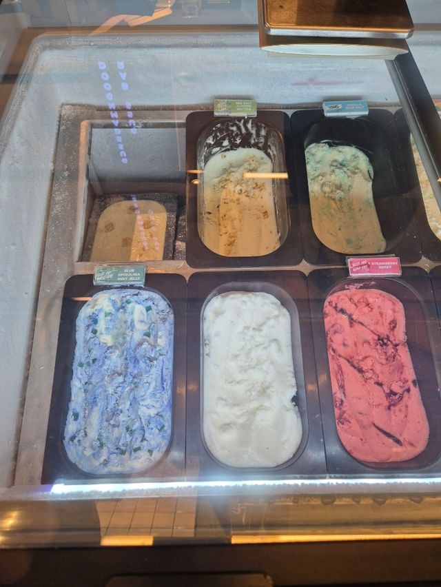Guss Damn Good Ice Cream Bangkok