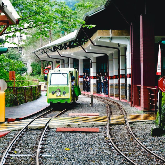 รถไฟชมวิวอูไหล