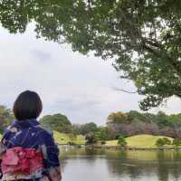 สวมกิโมโนเดินชมสวน Suizenji Jojuen