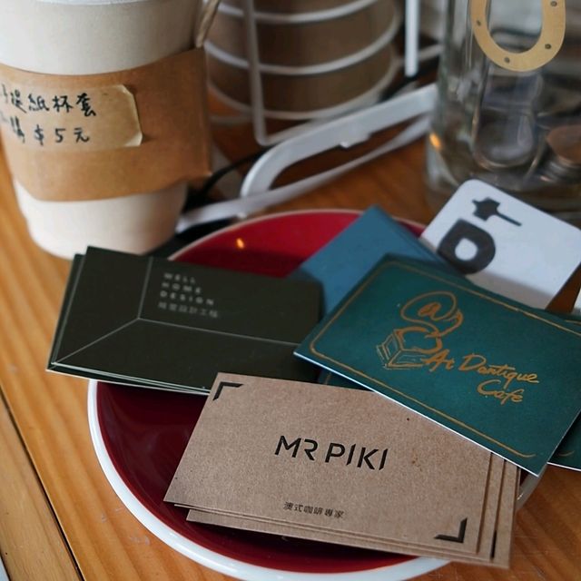 台灣台南_MR PIKI 澳式咖啡專家_ 騎樓下來杯美味小白