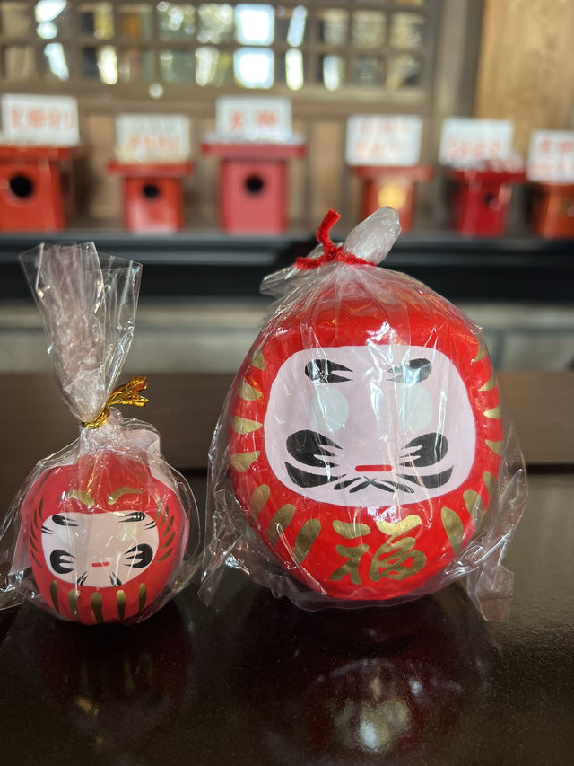日本和歌山 青山環繞下的古老紅廟紀三井寺⛩️