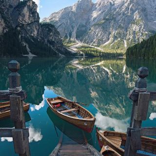 Italy's Stunning Mountain Paradise! 🇮🇹⛰️