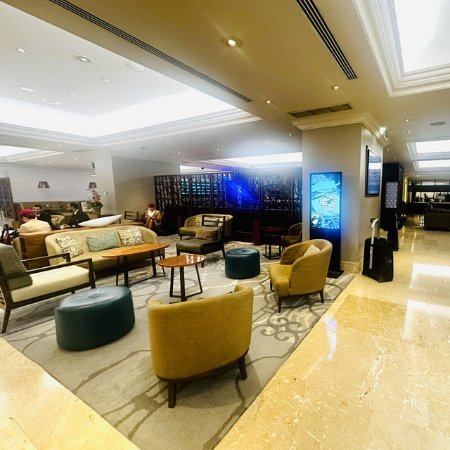 Quick short stay but great Executive Lounge F&B