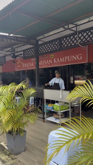 Traditional malay foods at Kuala Kangsar