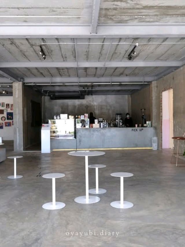 Key Cafe & Gallery