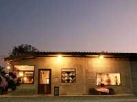 LIN’S Teahouse & Eatery ระยอง