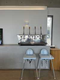 야외 오션뷰 테라스가 있는 경주 대형 베이커리 카페