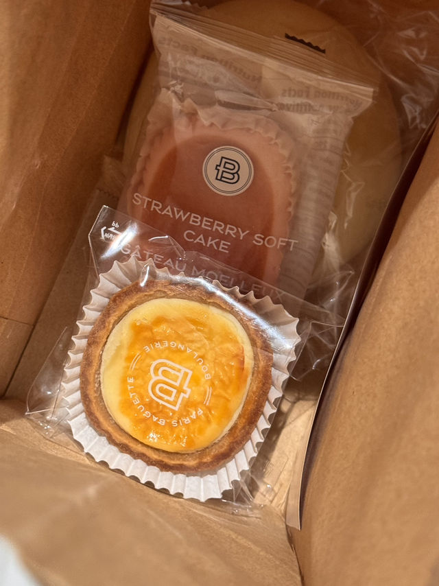 A Sweet & Savory Stop & A Slice of Korea in Singapore