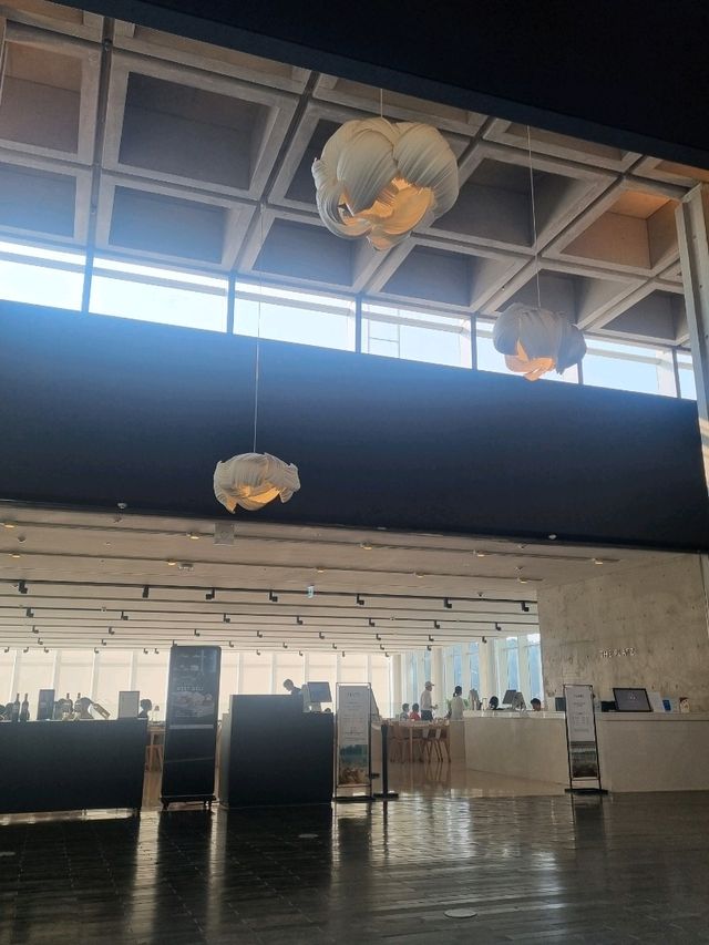 일몰 일출을 만날수 있는 호텔🌅