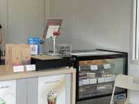 คาเฟ่ Red and Brew 