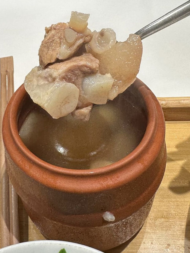 小清新餐廳☘️嘆高質驚喜鐵板餐🥩