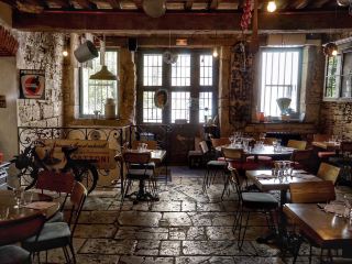 Charming Brasserie in Dijon - L'Épicerie et Cie