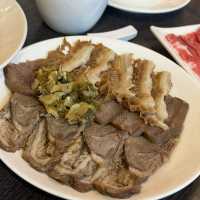 原鄉牧養，台灣牛新鮮直送🐮總是人潮滿滿的好吃的饗牛火鍋🍲