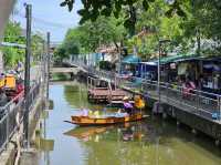 เดินเล่นชิวๆที่ตลาดบางน้ำผึ้ง