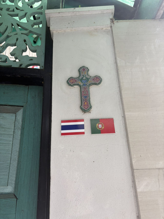 Portuguese influence in Bangkok? 😱🇹🇭