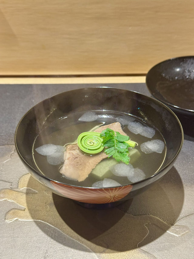 【大阪/北新地】 見た目も美しい季節感あふれる絶品コース 