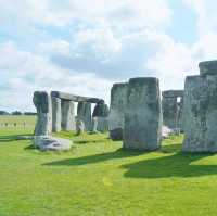 【イギリス】古代の神秘！ストーンヘンジの謎に迫る🪨✨