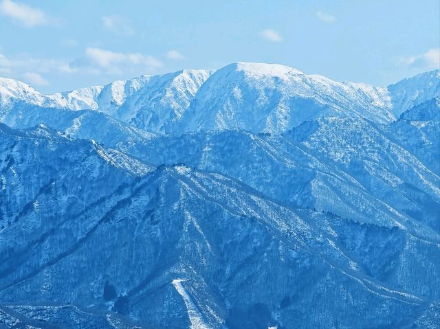 Yuzawa ภูเขาหิมะใกล้โตเกียว