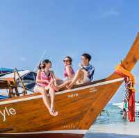 ล่องเรือหรูกลางทะเลใสแบบ kyle.phuket  ⛵️