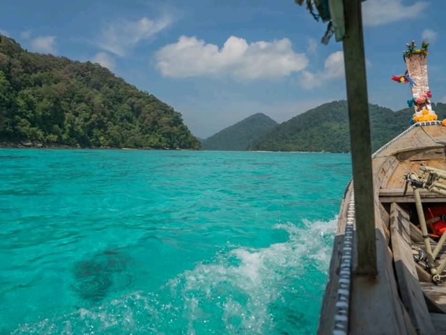 เกาะสุรินทร์สวรรค์ของคนชอบ ดำน้ำ🤿