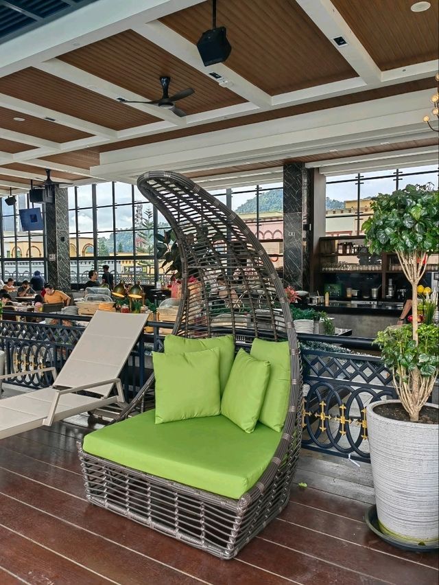 "GEO Resort Genting: Mountain Elegance & Modern Comfort Beneath the Clouds"
