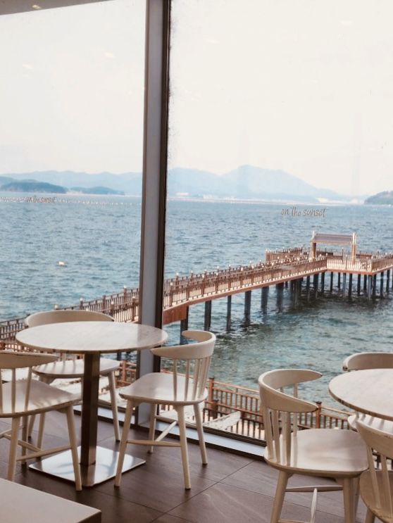 Coastal Calm: Your Geoje Seaside Escape in April 🌊☕ 