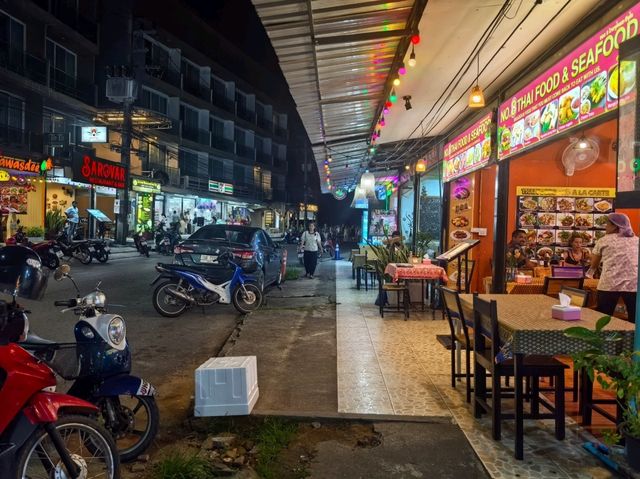 Simple Local Thai Food, Ao Nang