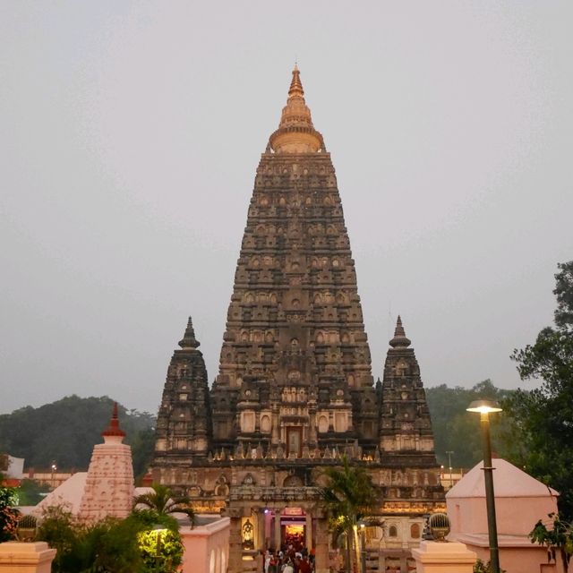 พระมหาเจดีย์พุทธคยา Mahabodhi temple