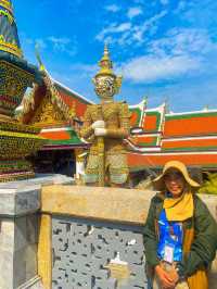 วัดพระแก้วสุดยอดสถานที่ศักดิ์สิทธิ์ที่ต้องมาเยือน