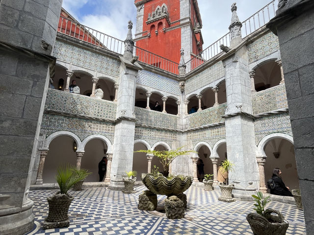 Sintra เมืองแห่งปราสาทเทพนิยายในขุนเขา