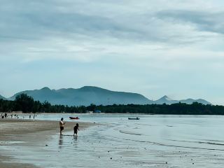 Thung Wua Laen Beach, Chumphon