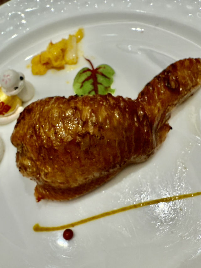 感謝Eric請大家給我過生日.美食.美酒加好友.鮮花.蛋糕真開心